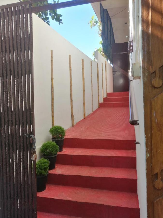 Отель Blue Waves Beach Residency Варкала Экстерьер фото