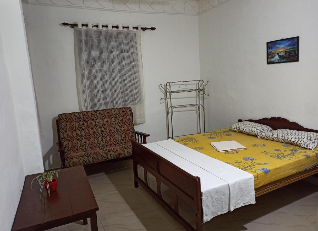 Отель Blue Waves Beach Residency Варкала Экстерьер фото