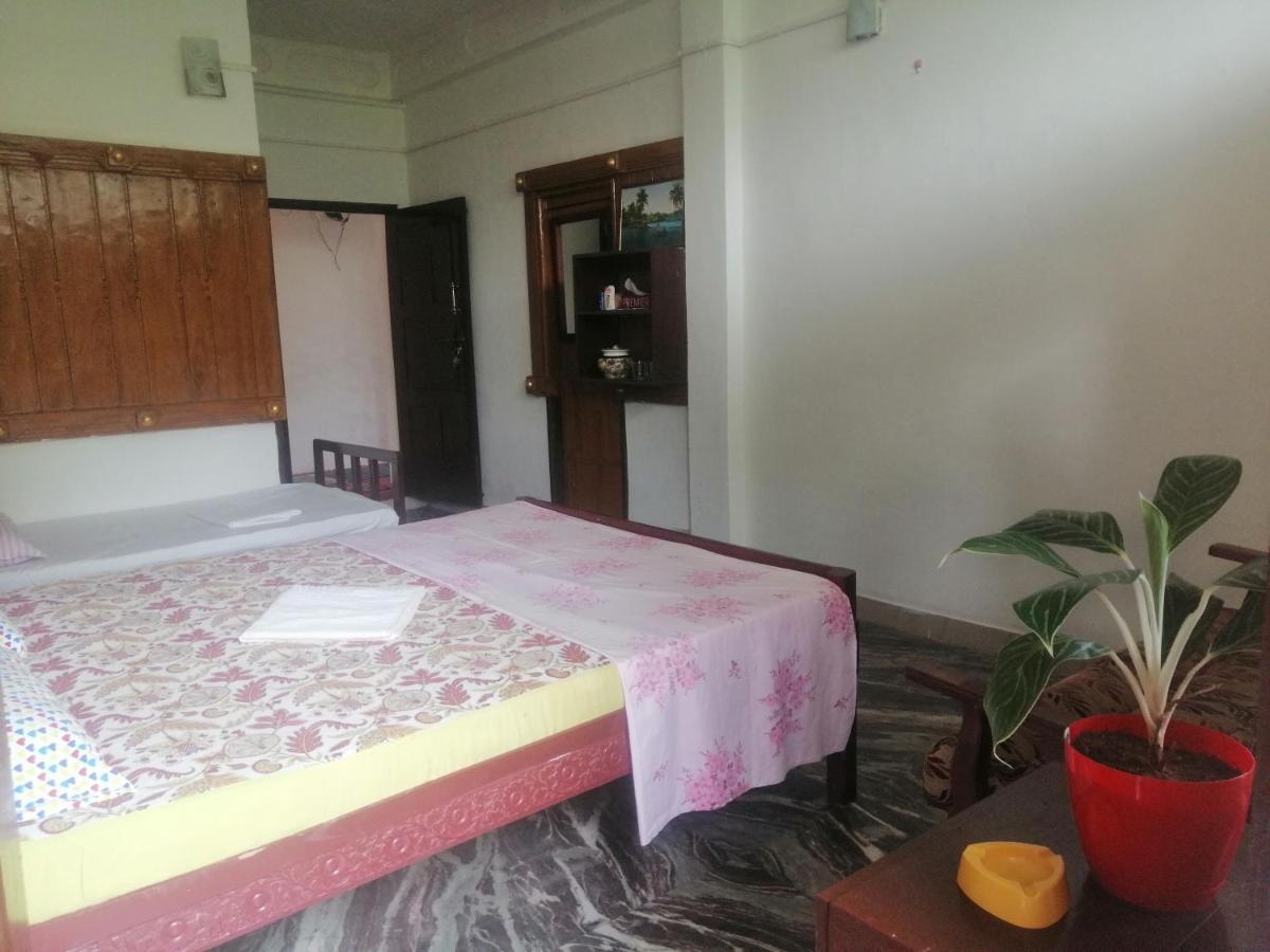 Отель Blue Waves Beach Residency Варкала Экстерьер фото
